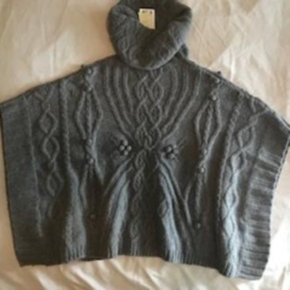 NWT Anthropologie Gray Pullover with Oversized Turtleneck Poncho O/S - Picture 5 of 5